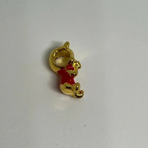 Disney Winnie / Winnie The Pooh collection Charm for bracelets - Picture 4 of 7